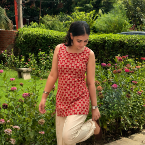 vayra Maroon Paisley Print Sleeveless Backless Kurti Top
